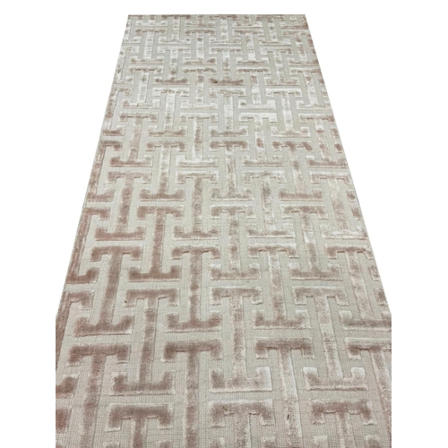 254 - ART DECO DESIGN RUNNER, 346cm x 84cm.