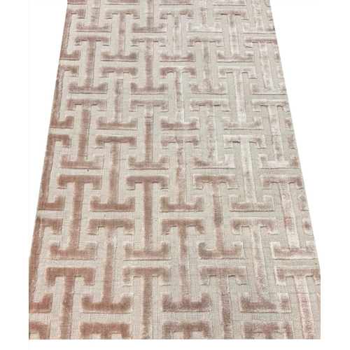 254 - ART DECO DESIGN RUNNER, 346cm x 84cm.