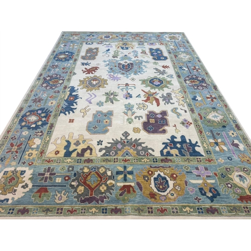 256 - FINE CONTEMPORARY SULTANABAD DESIGN CARPET, 421cm x 300cm.