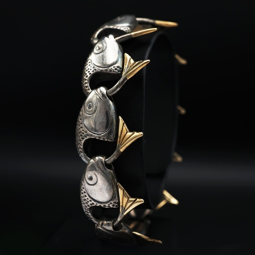 81 - BRETT PAYNE STERLING SILVER AND 9CT GOLD TROUT BRACELET, with 9ct gold fins, Sheffield 1996, togethe... 