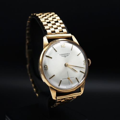 94 - A LONGINES 9CT YELLOW GOLD GENTS WRISTWATCH, Swiss movement, Champagne dial, subsidiary seconds dial... 