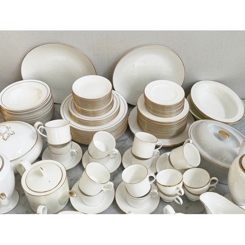 583 - DINNER SERVICE, English Fine Bone China, Royal Worcester, 'Strathmore' gold, an extensive service wi... 