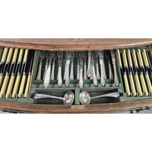 432 - CUTLERY CANTEEN, 77.5cm x 47cm x 78.5cm.