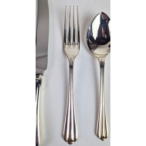 28 - CANTEEN OF STERLING ARTHUR PRICE CUTLERY, Royal pearl pattern, originally purchased from Harrods Ltd... 