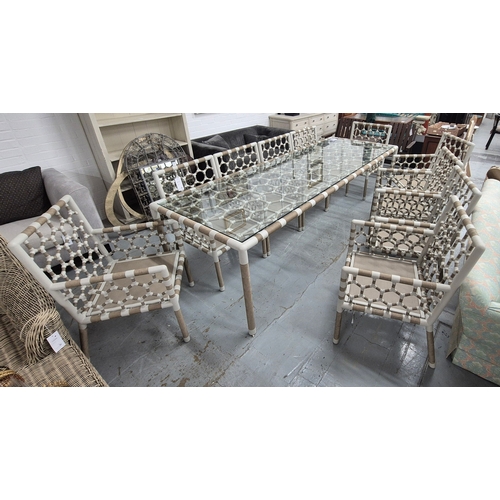 Lot 636       
