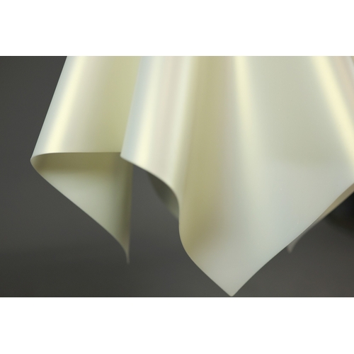 293 - 1990s ITALIAN FOULARD PENDANT LIGHT BY FRANCESCO PARETTI FOR SLAMP. 48cm H x 45cm W
Adjustable heigh... 