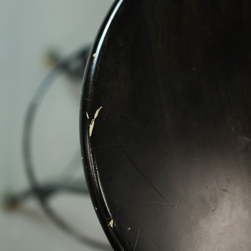 328 - STOOLS, FOUR, AND TWO OTHERS IN A DIFFERING STYLE (6). the first four industrial style ,adjustable a... 