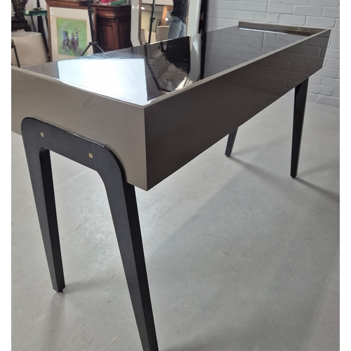 340 - CONSOLE TABLE/DESK. with two frieze drawers 45cm d x 80cm t x 130cm w.