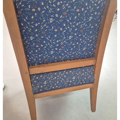 347 - DIRECTOIRE BERGERE. Beechwood and blue fabric.