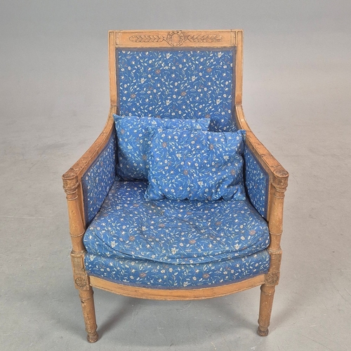 347 - DIRECTOIRE BERGERE. Beechwood and blue fabric.
