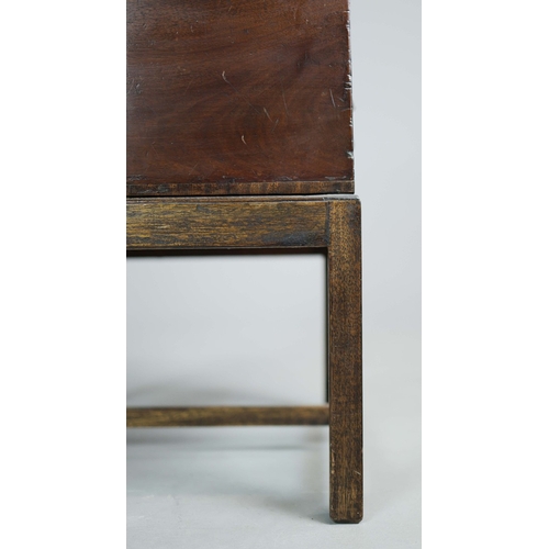 351 - WINE COOLER/BOX ON STAND. George III mahogany, with a crossbanded rising lid on later stand, 49cm w ... 