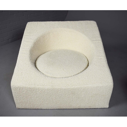 31 - PAIR OF 1980s ITALIAN SPACE AGE LOUNGE CHAIRS. With off white boucle upholstery 62cm H x 88cm W x 88... 