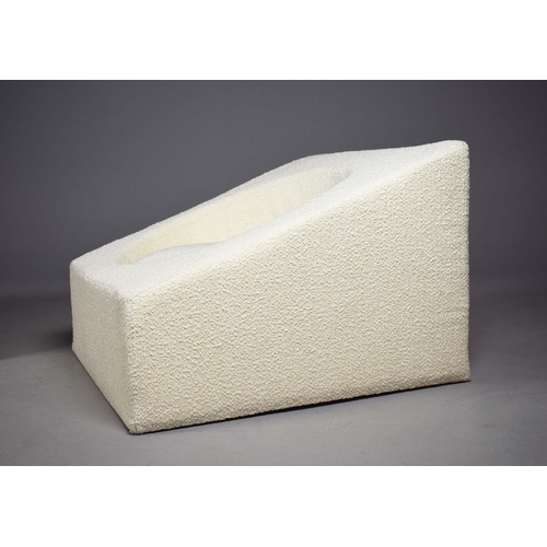 31 - PAIR OF 1980s ITALIAN SPACE AGE LOUNGE CHAIRS. With off white boucle upholstery 62cm H x 88cm W x 88... 