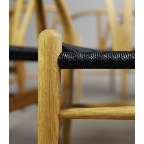 55 - CARL HANSEN & SON WISHBONE CHAIRS, A SET OF 8. by Hans J Wegner, 76cm H approx. (8).