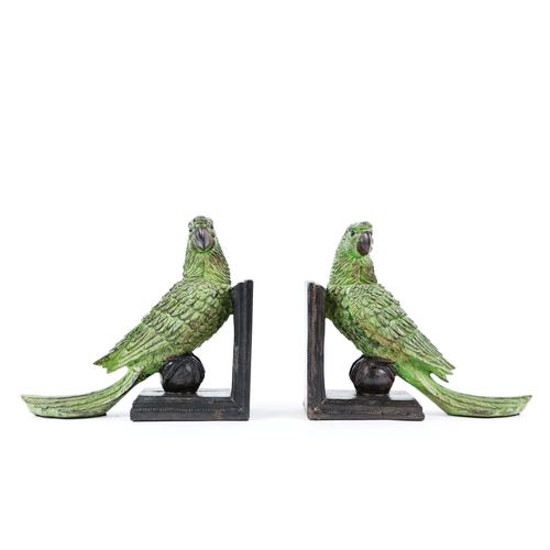 735 - PAIR OF PARROT BOOKENDS. 23cm H x 25cm W x 10cm D.