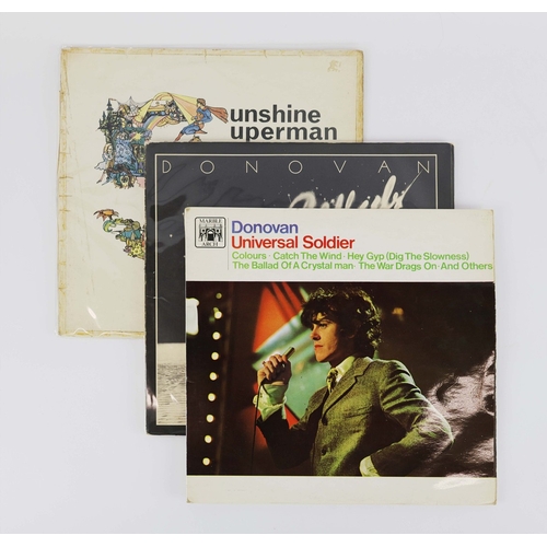 125 - A QUANTITY OF MIXED VINYL RECORDS. A collection of vinyl LPs, mixed genre. Artists include Barbra St... 