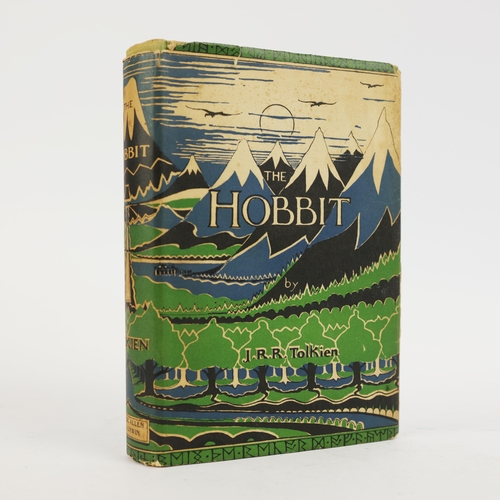 16 - J.R.R. TOLKIEN. THE HOBBIT, 1955, UK 7TH IMPRESSION WITH DUST JACKET. London: Allen & Unwin, 1955. 2... 