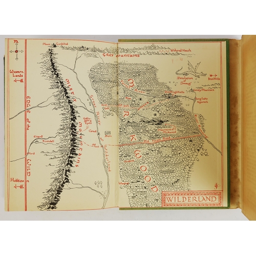 16 - J.R.R. TOLKIEN. THE HOBBIT, 1955, UK 7TH IMPRESSION WITH DUST JACKET. London: Allen & Unwin, 1955. 2... 