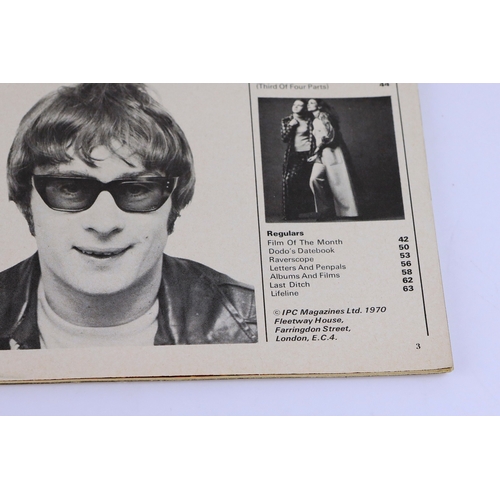 47 - VINTAGE RAVE MAGAZINES, NEAR FULL RUN OF 72 ISSUES, 1964-71. Rave Magazines, 72 issues of the UK's i... 