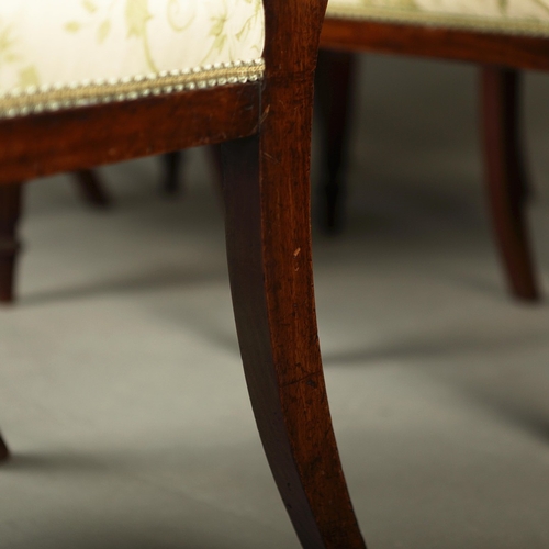 860 - SET OF EIGHT WILLIAM IV MAHOGANY DINING CHAIRS. On reeded front supports
To include two carvers
86cm... 