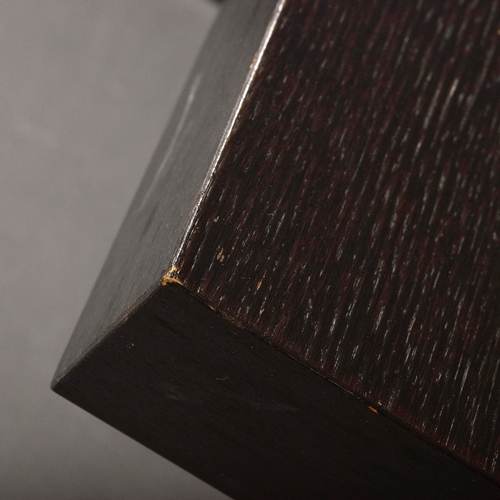 284 - LIGNE ROSET STRATES RED AND BLACK COFFEE TABLE. The top two tiers rotate
35cm H x 80cm W x 80cm D.