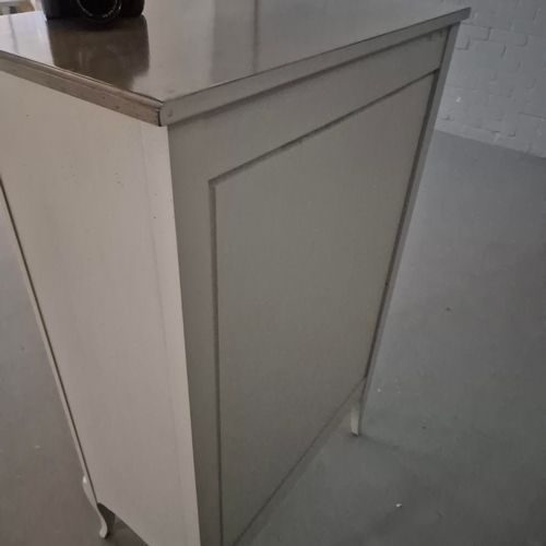 578 - ROCHE BOBOIS FIVE DRAWER CHEST. painted antiqued finish 115cm t x 70 cm w x 40 cm d.