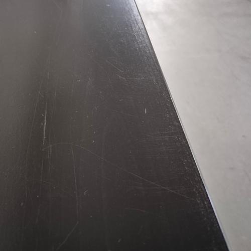 615 - ATTRIBUTED TO THE SOFA & CHAIR COMPANY SOHO CONSOLE TABLE. 2 drawers, 140cm x 38cm x 80cm approx.