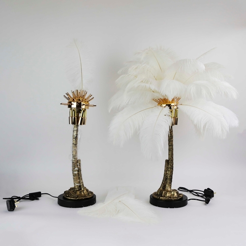 149 - FEATHERED PALM TREE TABLE LAMPS, A PAIR. 75cm H approx. (2).