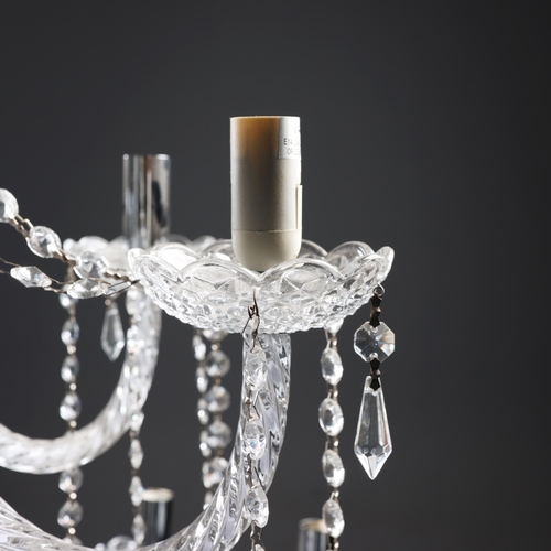 151 - GEORGIAN STYLE CHANDELIER. 18 branch, 92cm drop approx.