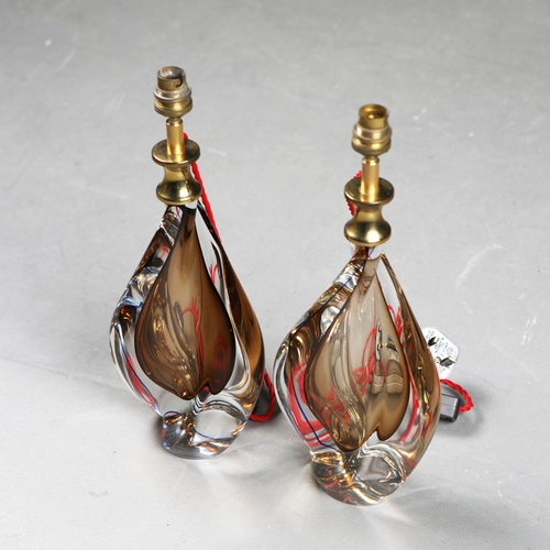 22 - ATTRIBUTED TO HEATHFEILD & CO FREYA TABLE LAMPS, A PAIR. later changed lamp fittings and wiring, 41c... 