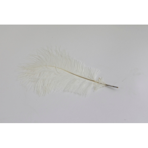 149 - FEATHERED PALM TREE TABLE LAMPS, A PAIR. 75cm H approx. (2).