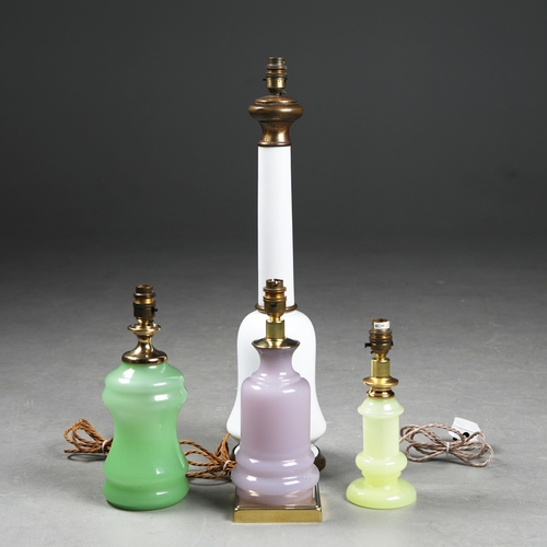 29 - CENEDESE MURANO GLASS TABLE LAMP, AND 3 OTHERS DIFFERING AND UNSIGNED. (4). 63cm H at tallest approx... 
