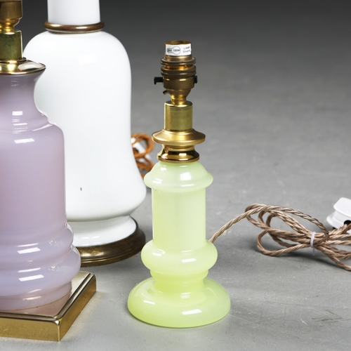 29 - CENEDESE MURANO GLASS TABLE LAMP, AND 3 OTHERS DIFFERING AND UNSIGNED. (4). 63cm H at tallest approx... 