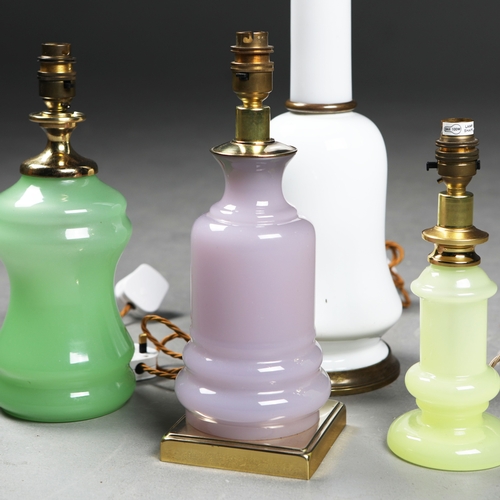 29 - CENEDESE MURANO GLASS TABLE LAMP, AND 3 OTHERS DIFFERING AND UNSIGNED. (4). 63cm H at tallest approx... 