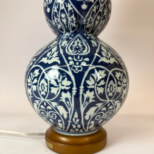 50 - LAUREN RALPH LAUREN HOME TABLE LAMPS, A PAIR. with shades, 49cm H each approx. (2).