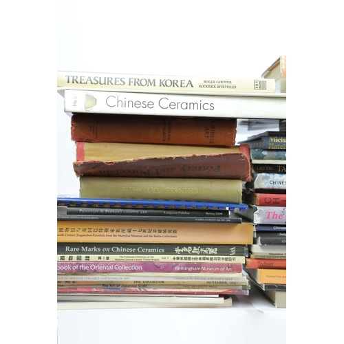126 - COLLECTION OF BOOKS REGARDING ASIAN ART, POTTERY AND OBJET D'ART (76). A sizable collection of non-f... 