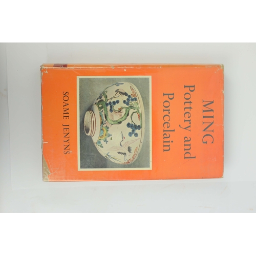 126 - COLLECTION OF BOOKS REGARDING ASIAN ART, POTTERY AND OBJET D'ART (76). A sizable collection of non-f... 