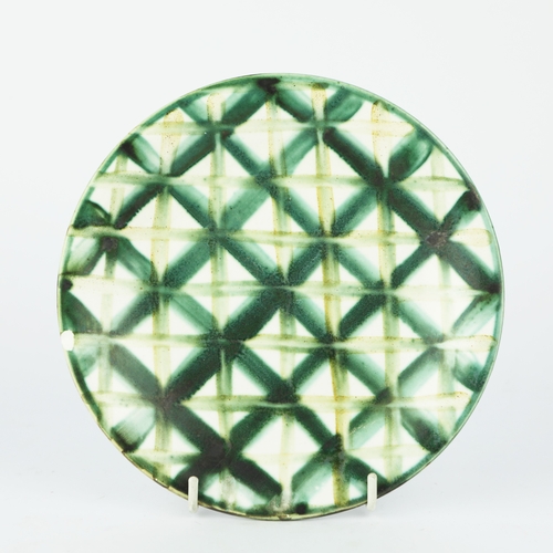 90 - ROBERT PICAULT (1919-2000). PLAQUE. Verte et Umber painted en Blanc glaze, 18cms, sign with monogram... 