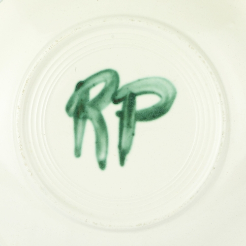 90 - ROBERT PICAULT (1919-2000). PLAQUE. Verte et Umber painted en Blanc glaze, 18cms, sign with monogram... 
