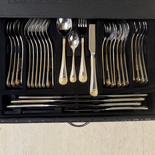 184 - VERSAILLE CUTLERY CANTEEN. 21cm H x 45cm W x 33cm D.