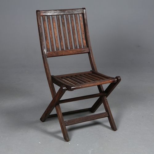 194 - GARDEN DINING SET. (5). including a table, and 4 chairs. (5).
