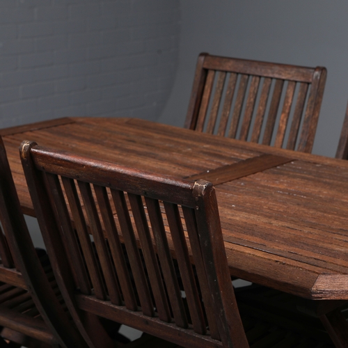 194 - GARDEN DINING SET. (5). including a table, and 4 chairs. (5).
