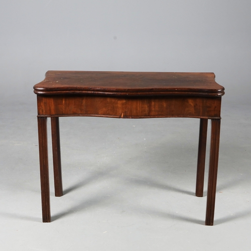 206 - TEA TABLE, MAHOGANY. of serpentine form 74cm t x 92cm w x 44 cm d.