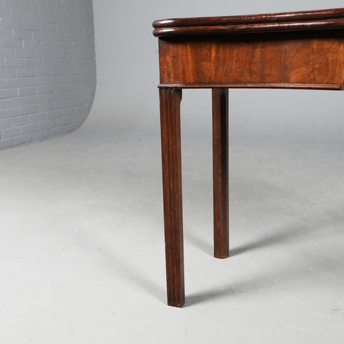 206 - TEA TABLE, MAHOGANY. of serpentine form 74cm t x 92cm w x 44 cm d.