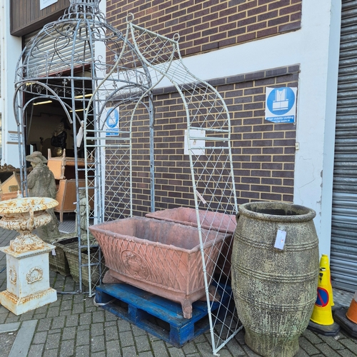 Lot 275       