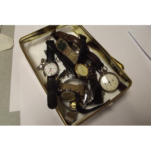 217 - Quantity of gents wristwatches.