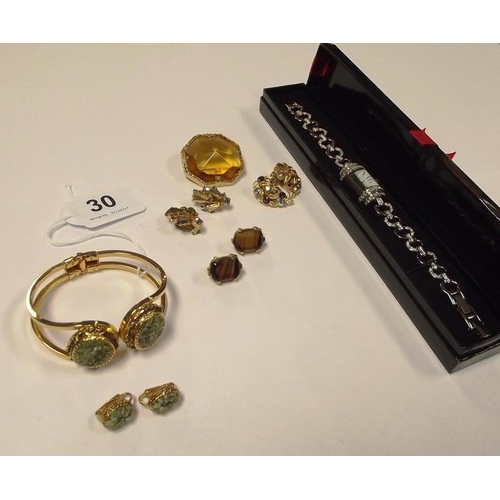 30 - 1960's costume jewellery - three pairs of earrings and a brooch, bracelet and earrings set, and a mo... 