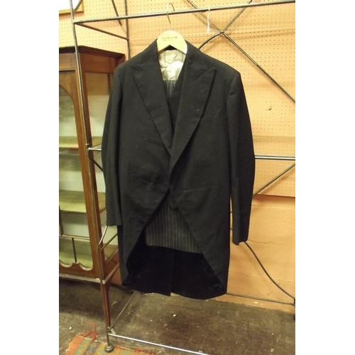 355 - Vintage man's dress suit.