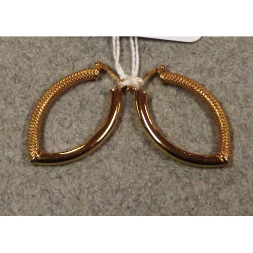 70 - Pair of 9 ct. yellow gold hoop earrings, 3.5 g.