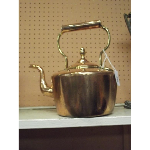 79 - Small circular copper kettle.